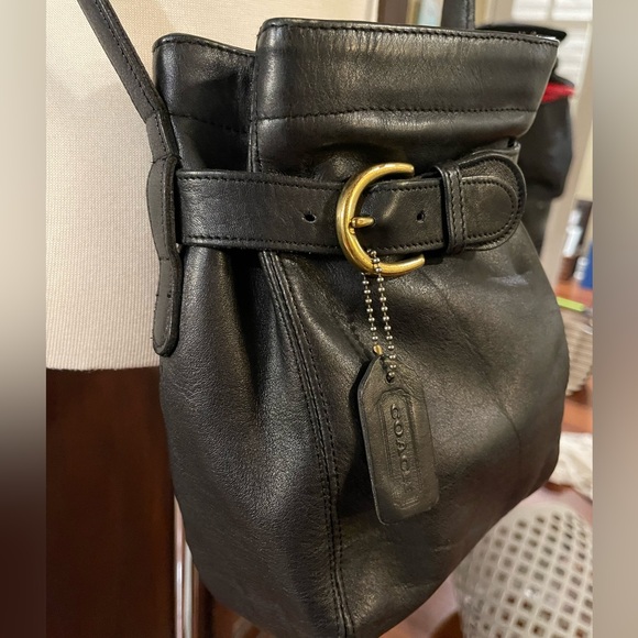 Vintage Coach Soho crossbody Bucket Bag - Picture 3 of 12